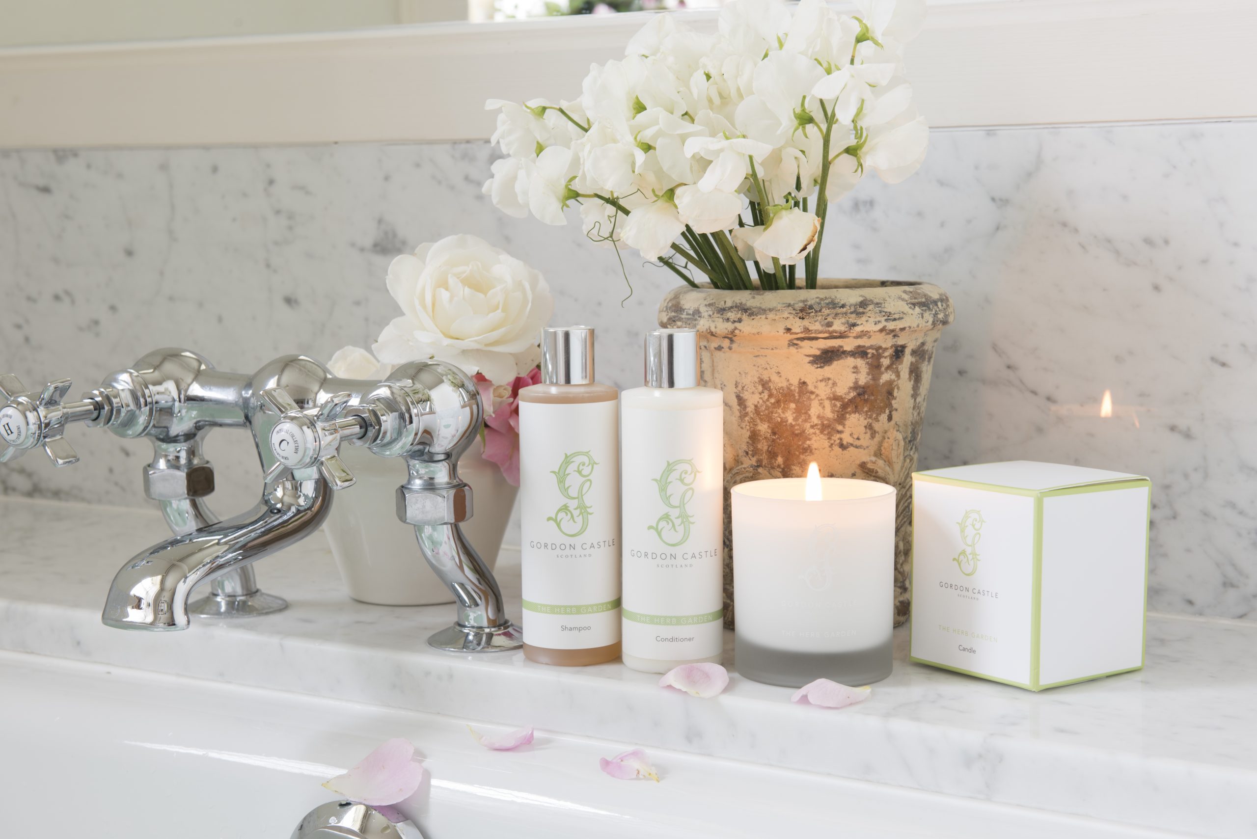 Eco Sustainable Hotel Amenities / Natural Hotel Amenities / Natural Hotel Fragrances / Eco Hotel Amenities