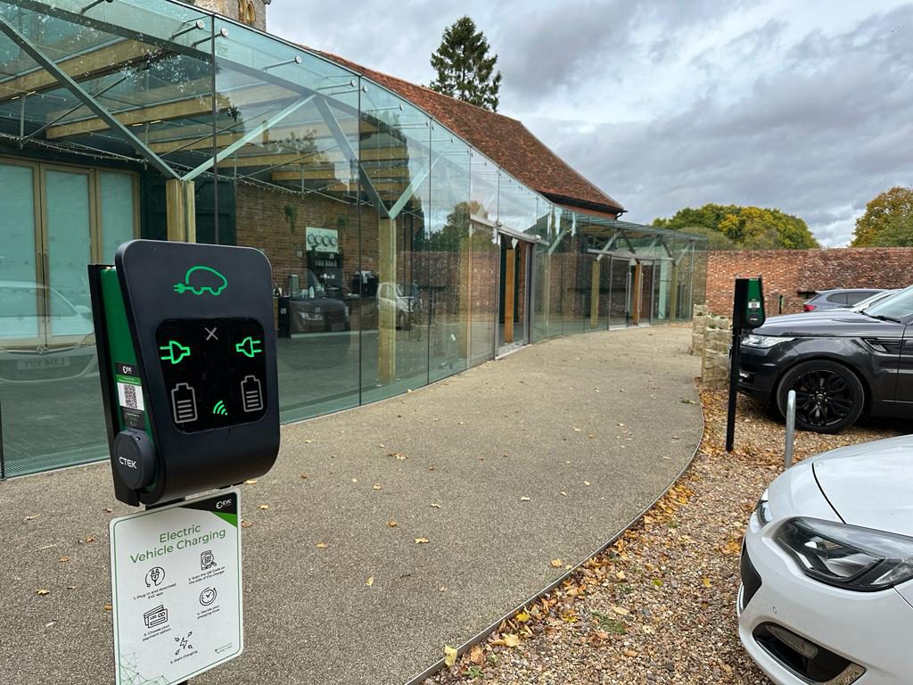 EVC hotel electric vehicle charging point